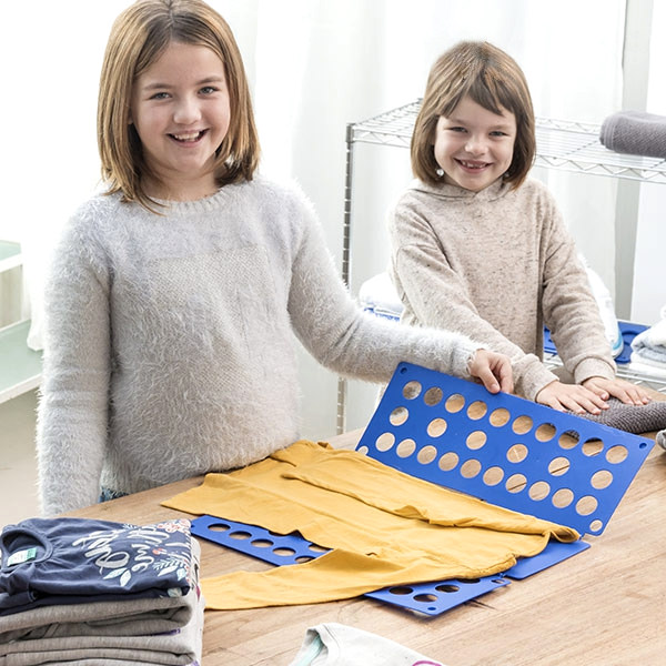 Levně Deska na skládání dětského oblečení