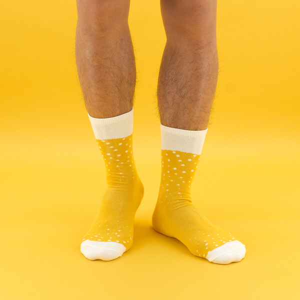 Levně Pivní ponožky - žluté