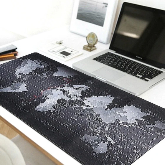 Podložka pod myš a klávesnici mapa světa