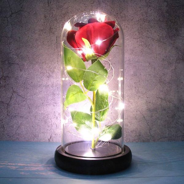 Levně Věčná růže ve skle s LED osvětlením - červená